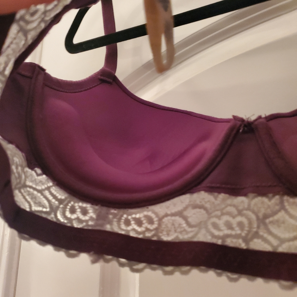 Bra - Picture 4 of 5